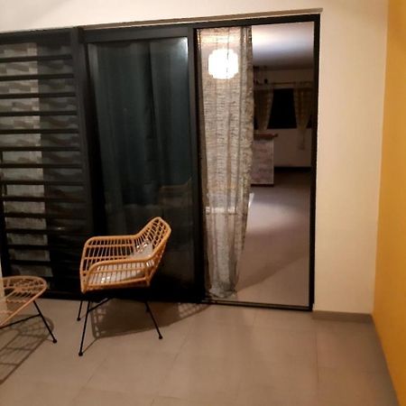 Emeraude Cayenne Esterno foto