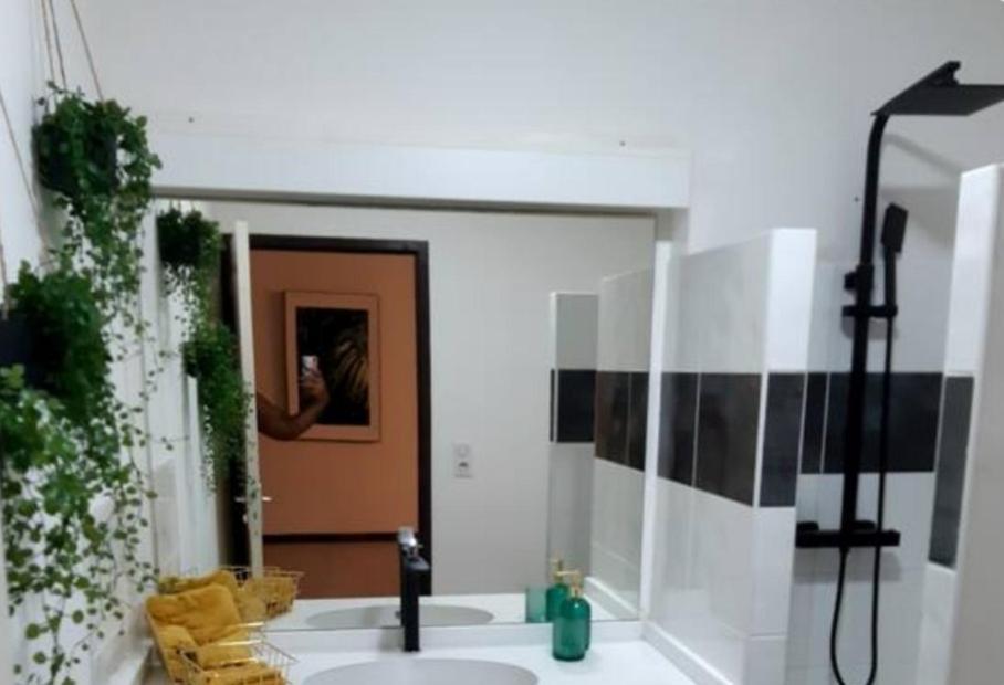 Emeraude Cayenne Esterno foto